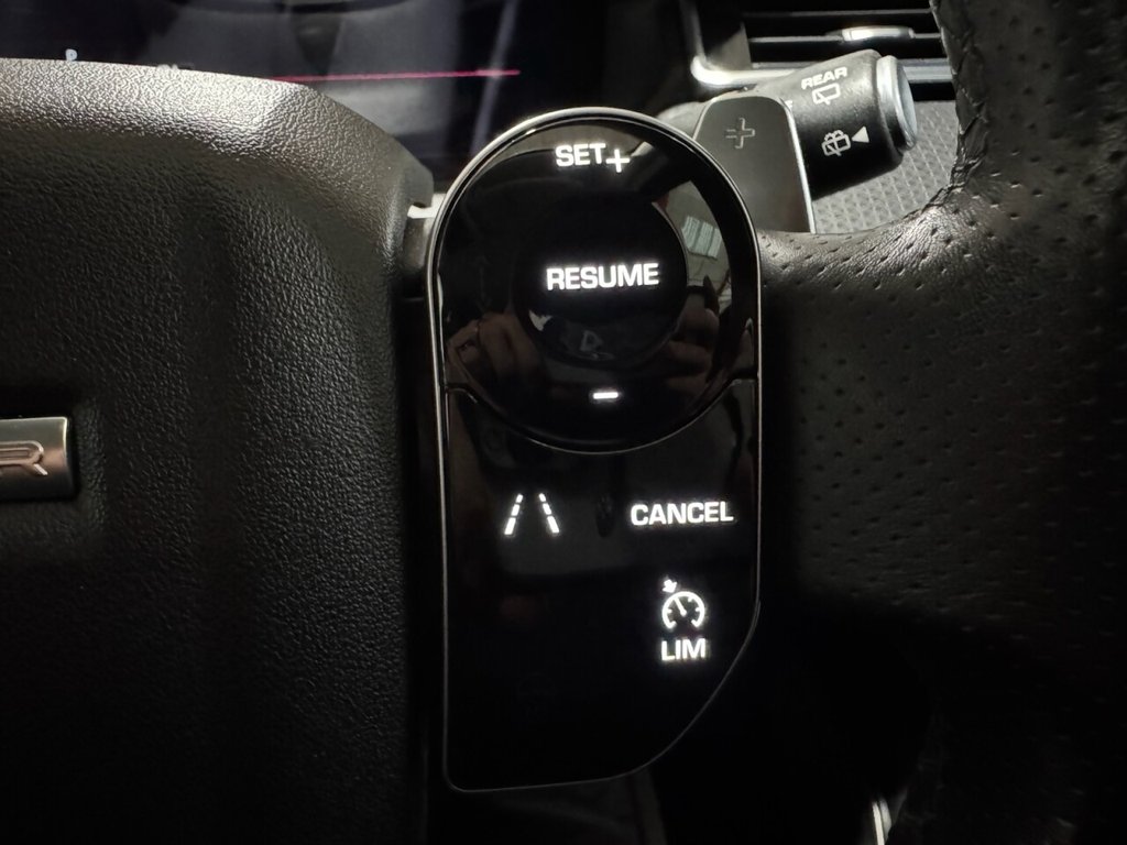 Used Land Rover Range Rover Velar 2017 for sale - 76632251: Photo 12