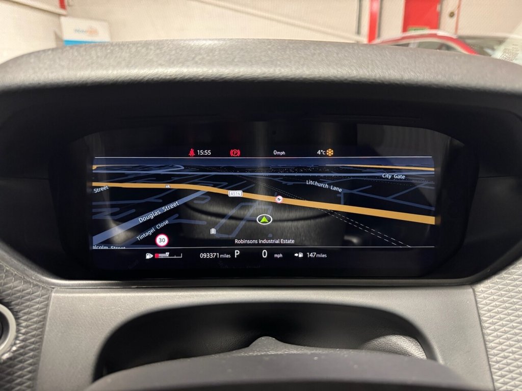 Used Land Rover Range Rover Velar 2017 for sale - 76632251: Photo 13