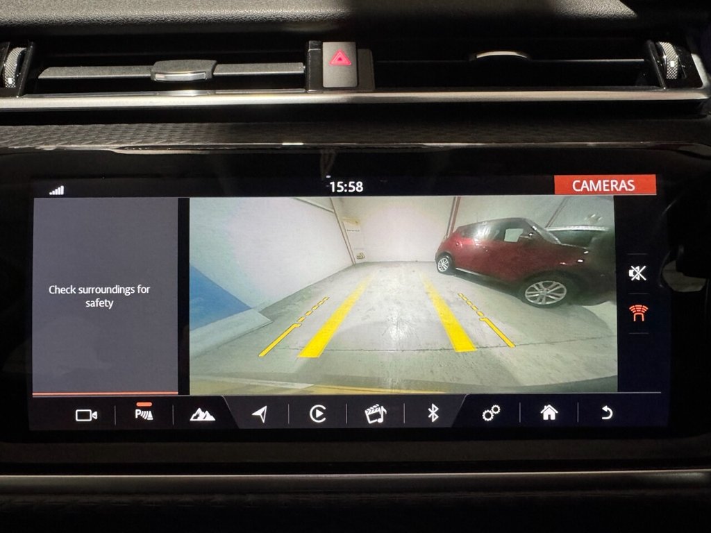 Used Land Rover Range Rover Velar 2017 for sale - 76632251: Photo 18