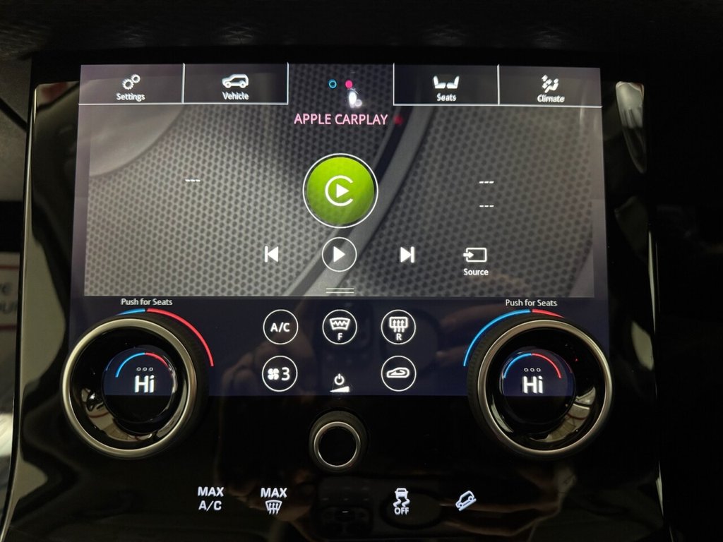 Used Land Rover Range Rover Velar 2017 for sale - 76632251: Photo 24