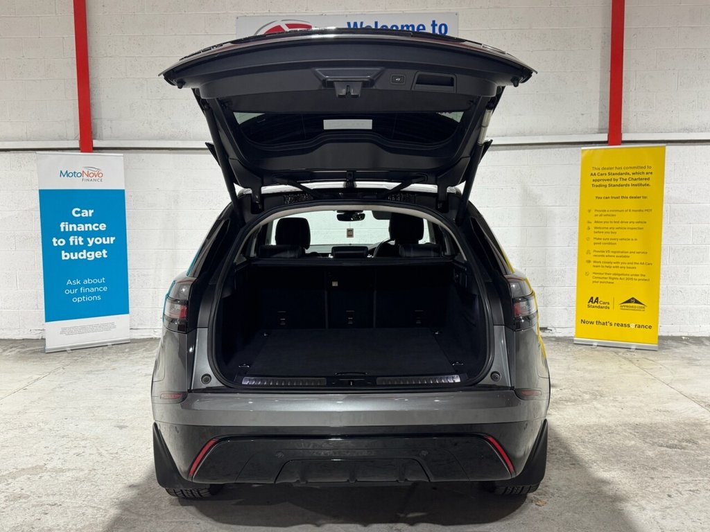 Used Land Rover Range Rover Velar 2017 for sale - 76632251: Photo 32