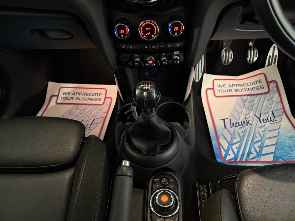 Used MINI Hatch 2018 for sale - 76703738: Photo 19