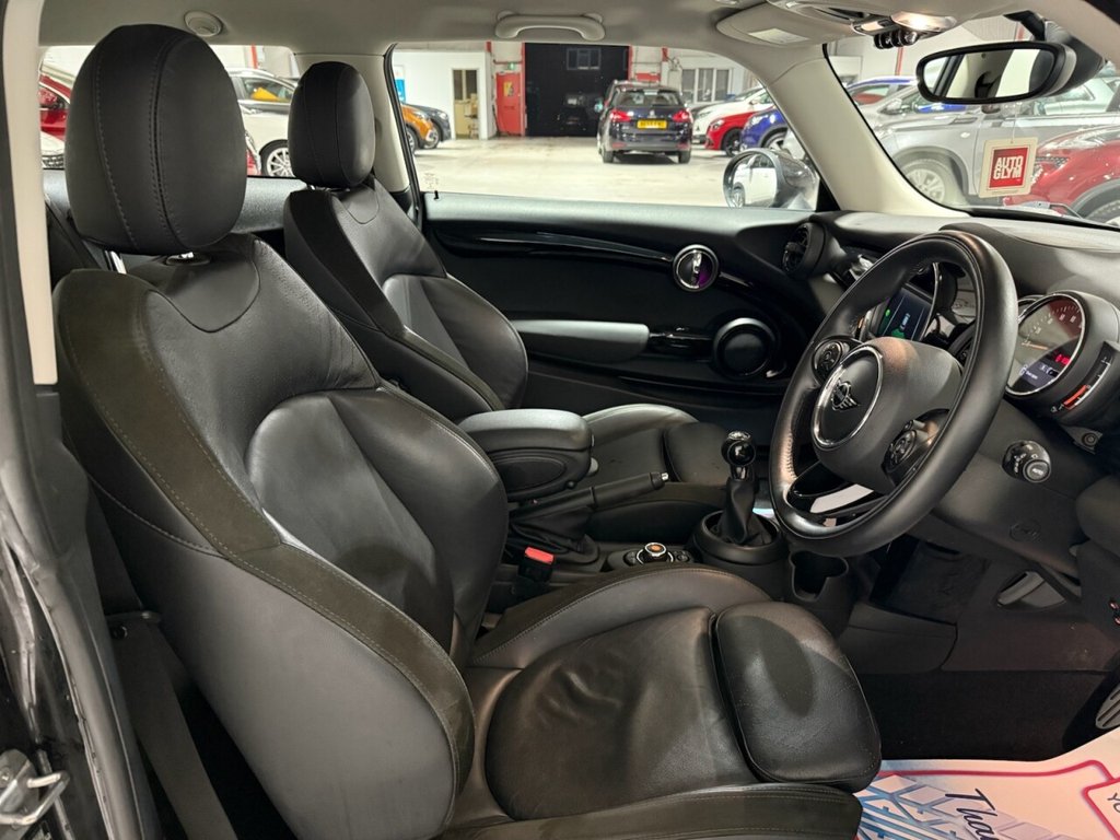 Used MINI Hatch 2018 for sale - 76703738: Photo 8