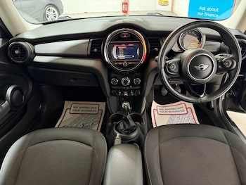 Used MINI Hatch 2017 for sale - 75877397: Photo