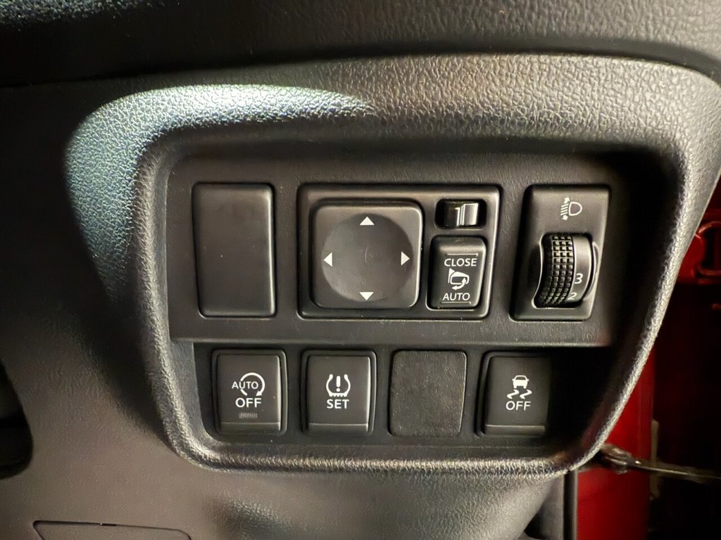 Used Nissan Juke 2017 for sale - 76356530: Photo 20