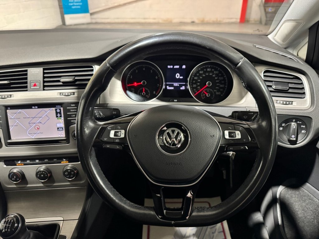 Used Volkswagen Golf 2017 for sale - 76406909: Photo 10