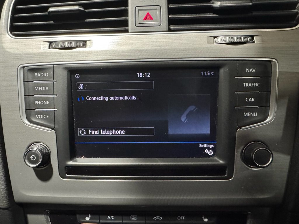 Used Volkswagen Golf 2017 for sale - 76406909: Photo 17