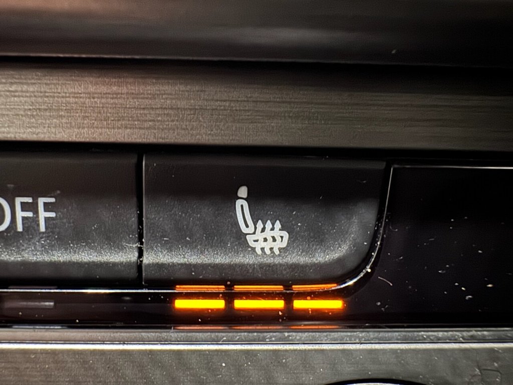 Used Volkswagen Golf 2017 for sale - 76406909: Photo 20