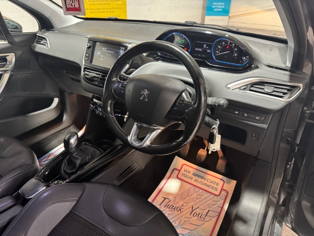 Used Peugeot 2008 2015 for sale - 76439349: Photo 8