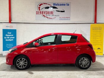 Used Toyota Yaris 2015 for sale - 77594532: Photo