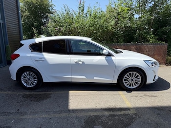 Used Ford Focus 2019 for sale - 79009482: Photo