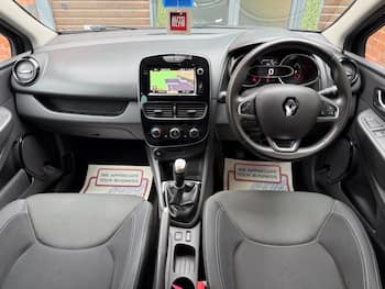 Used Renault Clio 2019 for sale - 79612493: Photo