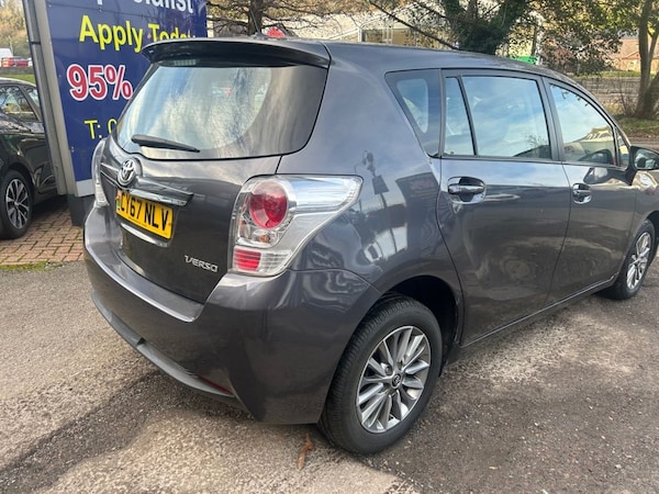 Used Toyota Verso 2017 for sale - 73088446: Photo 11
