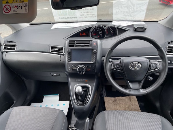 Used Toyota Verso 2017 for sale - 73088446: Photo 17