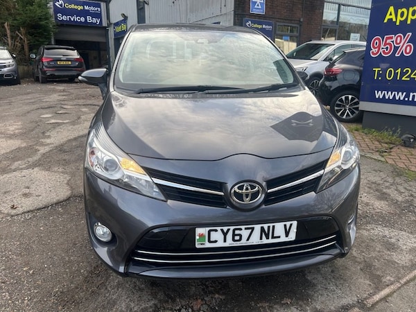 Used Toyota Verso 2017 for sale - 73088446: Photo 3