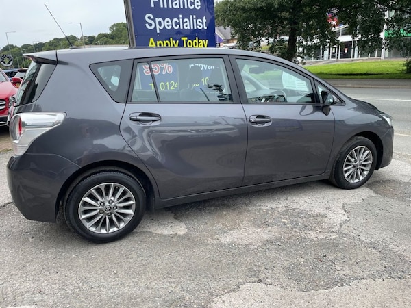Used Toyota Verso 2017 for sale - 73088446: Photo 8