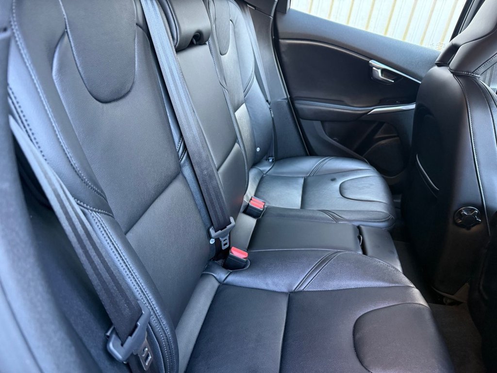 Used Volvo V40 2016 for sale - 77835310: Photo 37