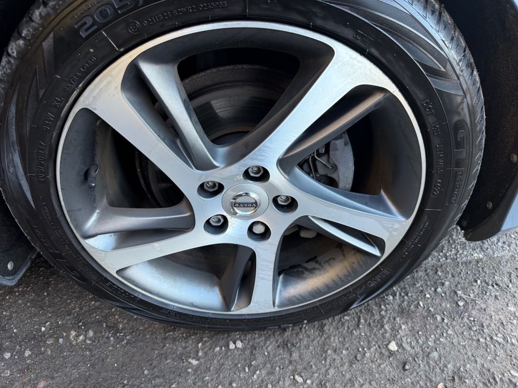 Used Volvo V40 2016 for sale - 77835310: Photo 38