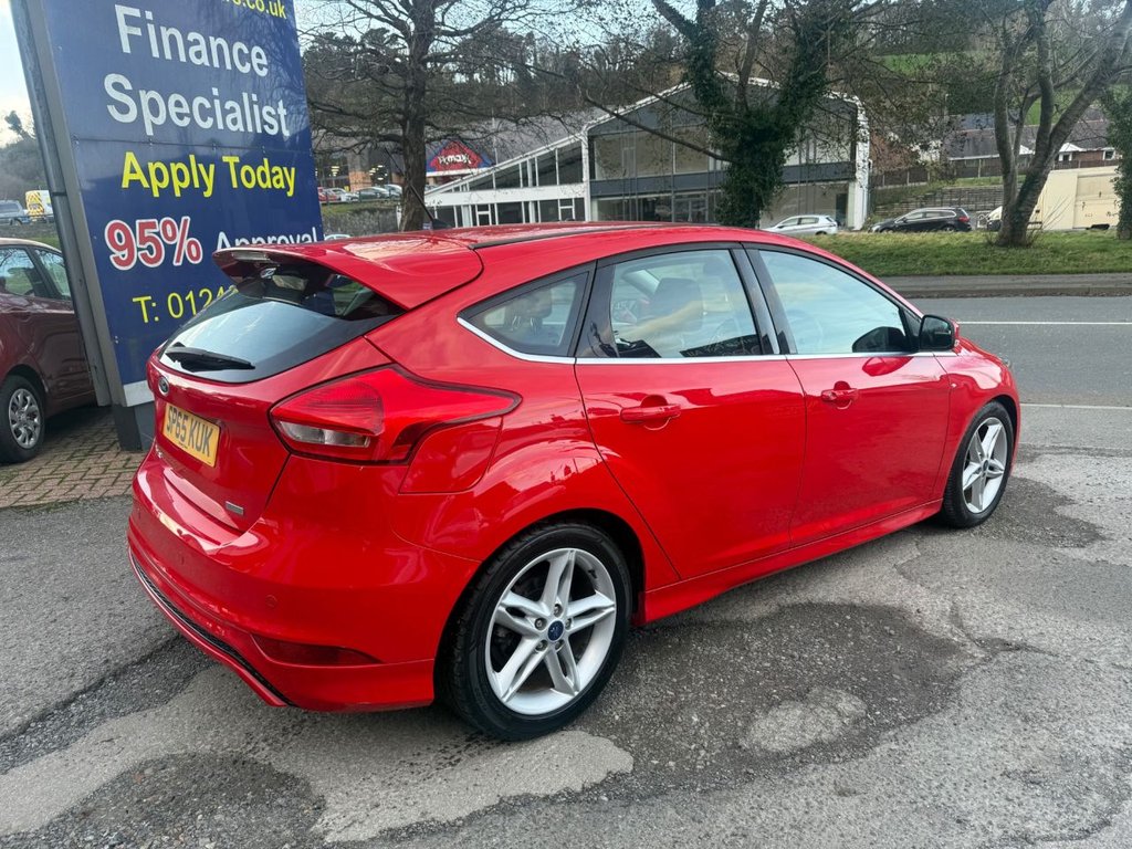 Used Ford Focus 2015 for sale - 76927608: Photo 11