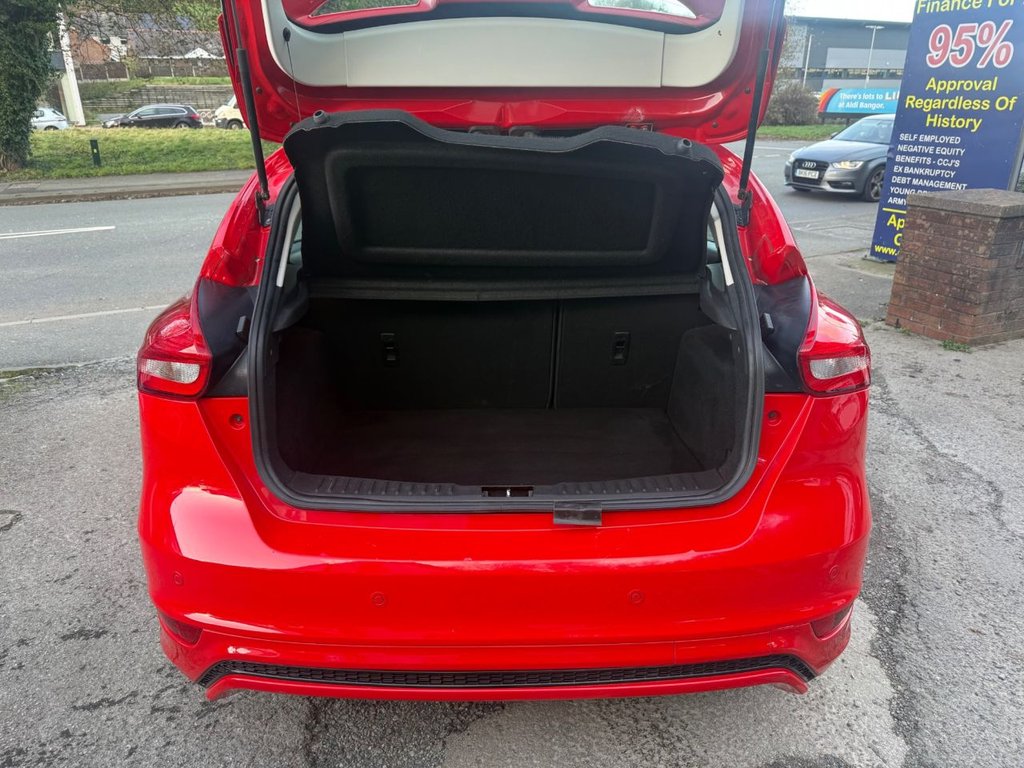 Used Ford Focus 2015 for sale - 76927608: Photo 22