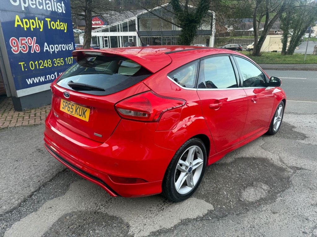 Used Ford Focus 2015 for sale - 76927608: Photo 5
