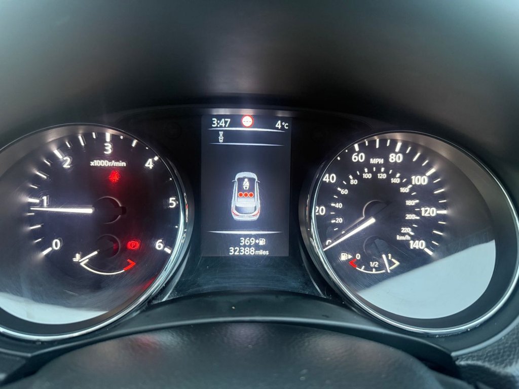 Used Nissan Qashqai 2014 for sale - 76654726: Photo 22