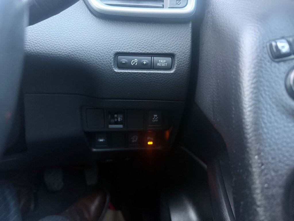 Used Nissan Qashqai 2014 for sale - 76654726: Photo 34