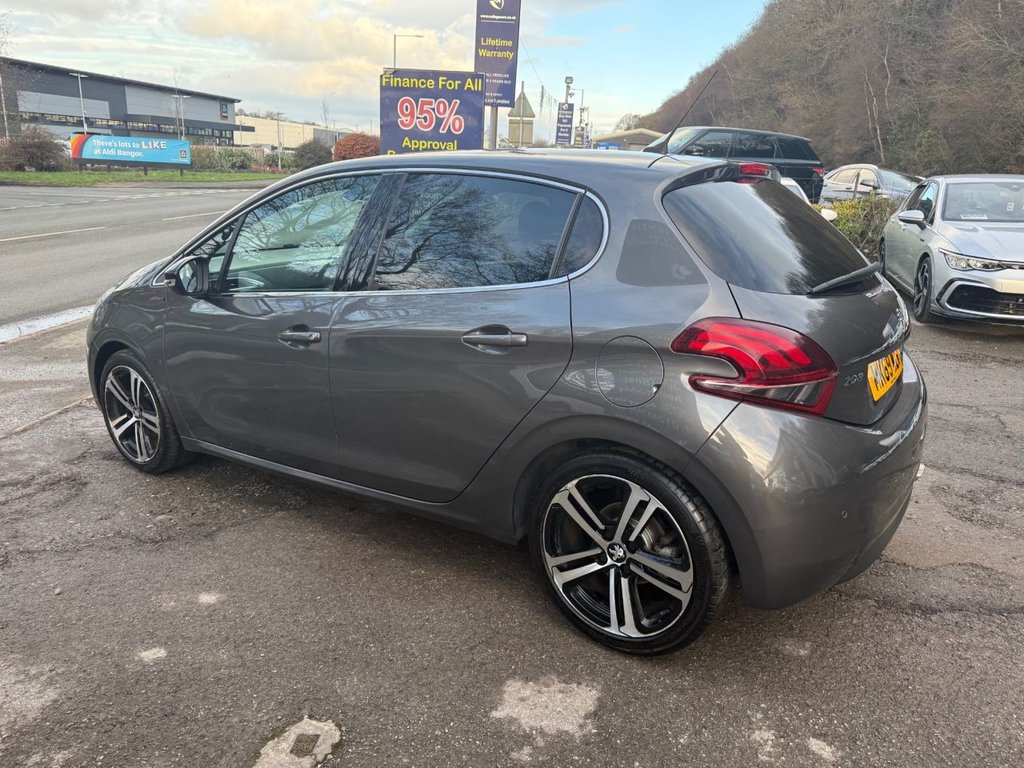 Used Peugeot 208 2019 for sale - 77594000: Photo 10