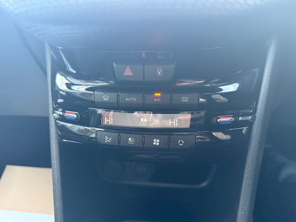 Used Peugeot 208 2019 for sale - 77594000: Photo 27