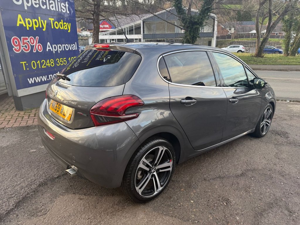 Used Peugeot 208 2019 for sale - 77594000: Photo 6
