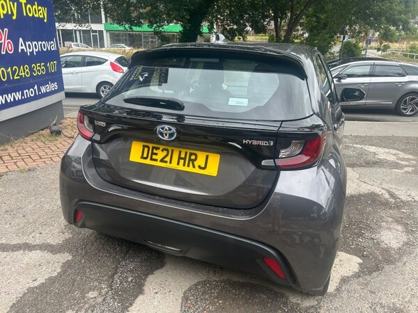 Used Toyota Yaris 2021 for sale - 73088483: Photo 20