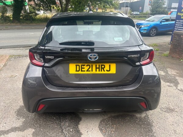 Used Toyota Yaris 2021 for sale - 73088483: Photo 21