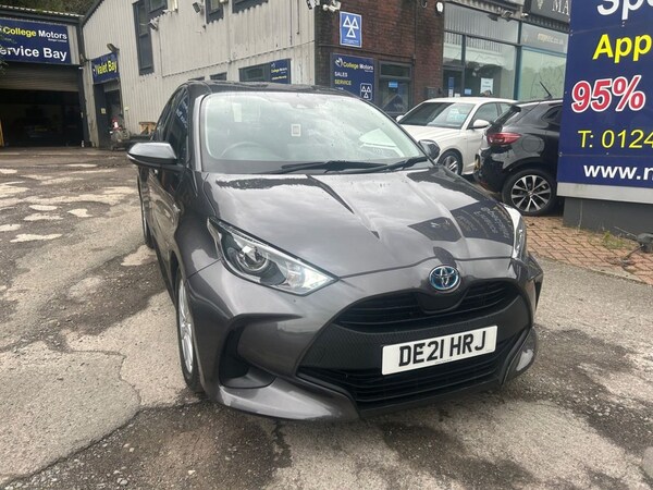 Used Toyota Yaris 2021 for sale - 73088483: Photo 8