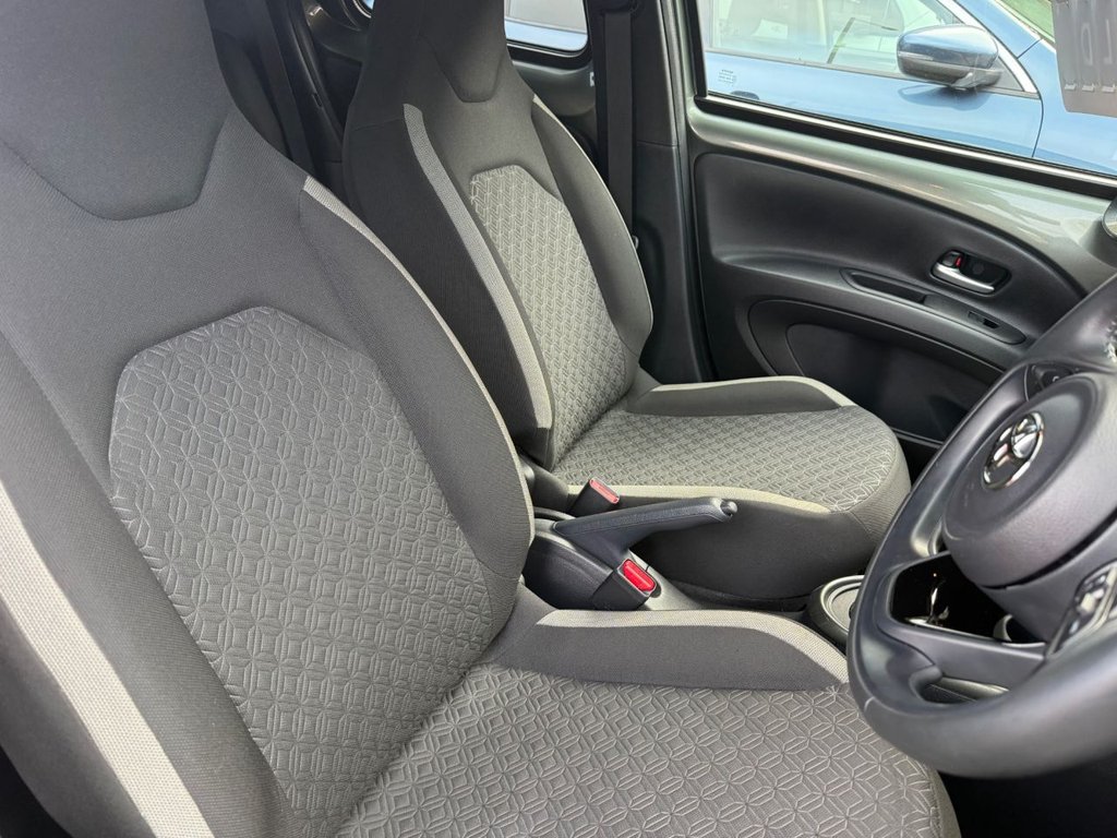 Used Toyota Aygo X 2023 for sale - 77719480: Photo 33