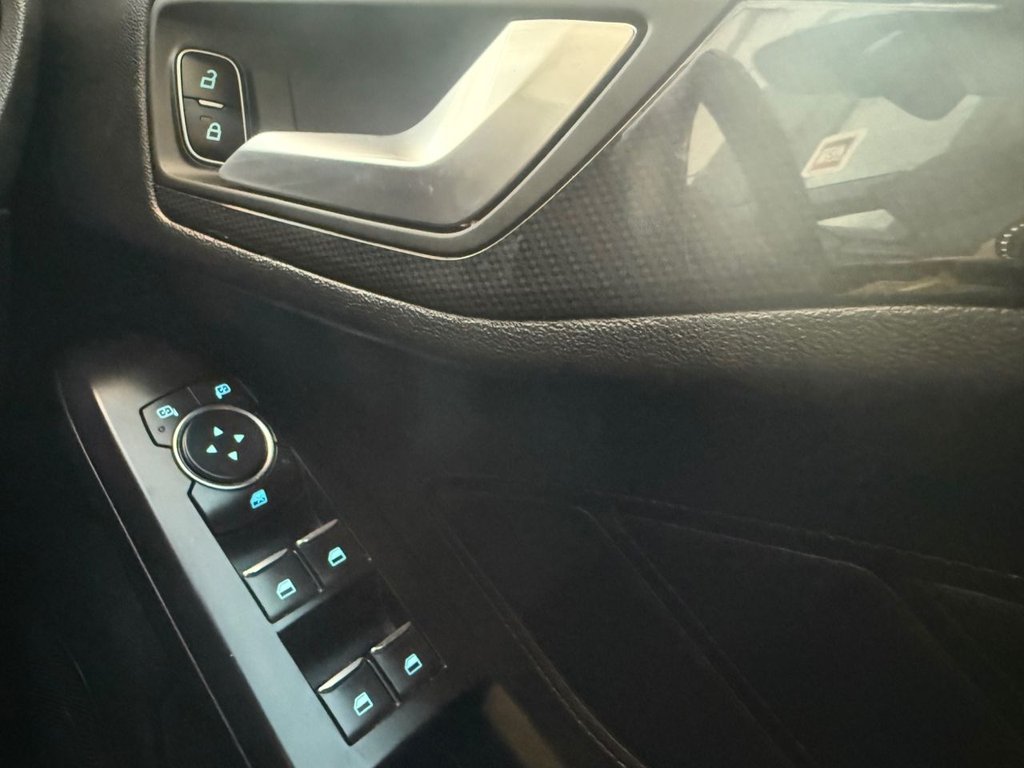 Used Ford Focus 2018 for sale - 76927604: Photo 31