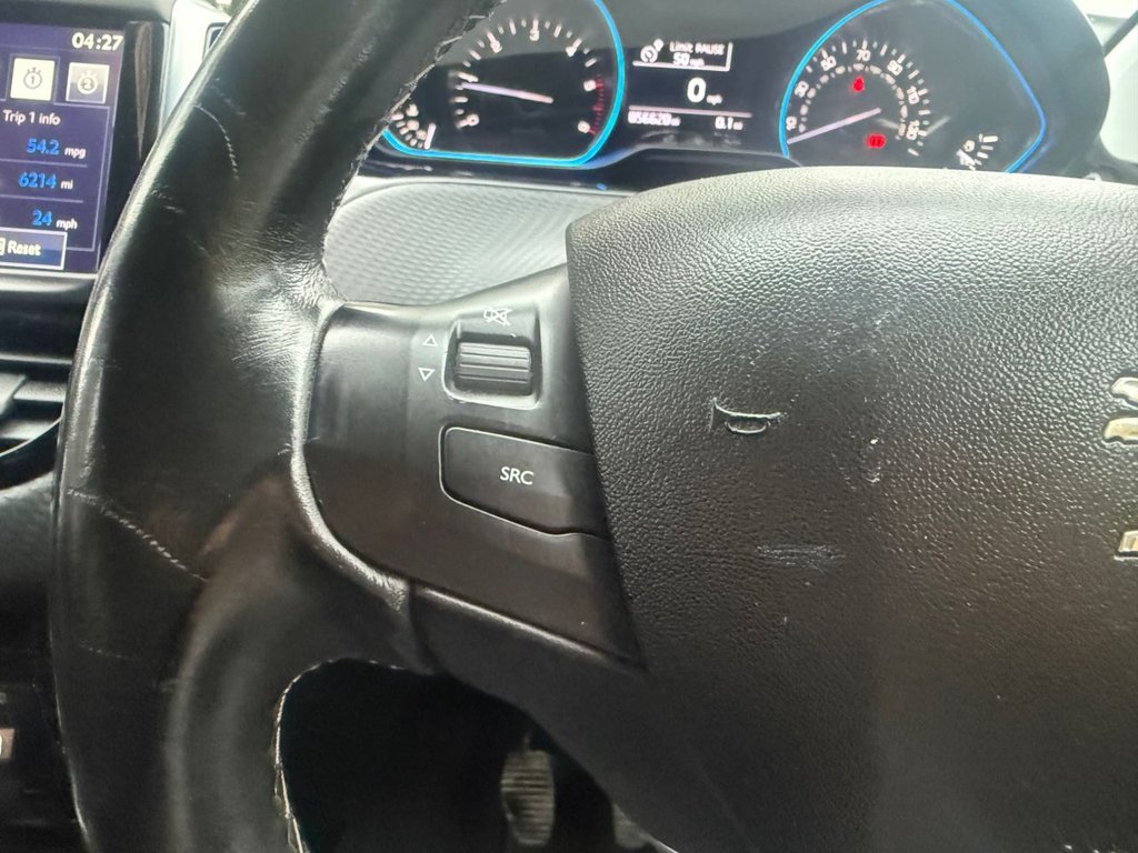 Used Peugeot 2008 2016 for sale - 76482442: Photo 21