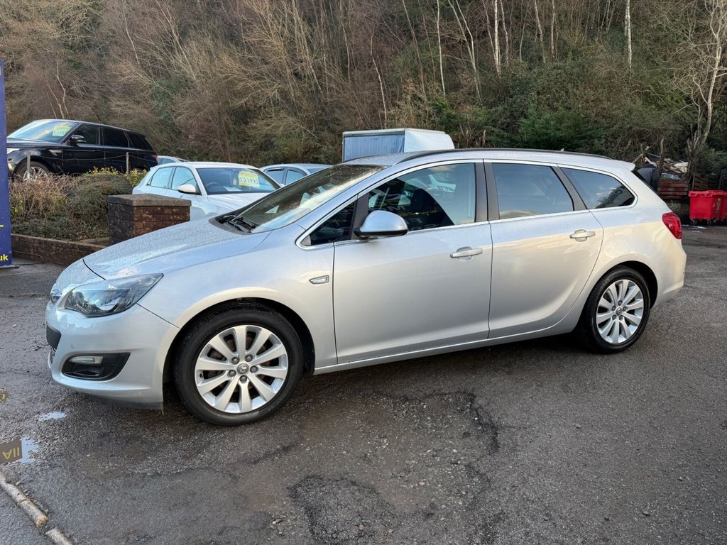 Used Vauxhall Astra 2013 for sale - 77205374: Photo 10