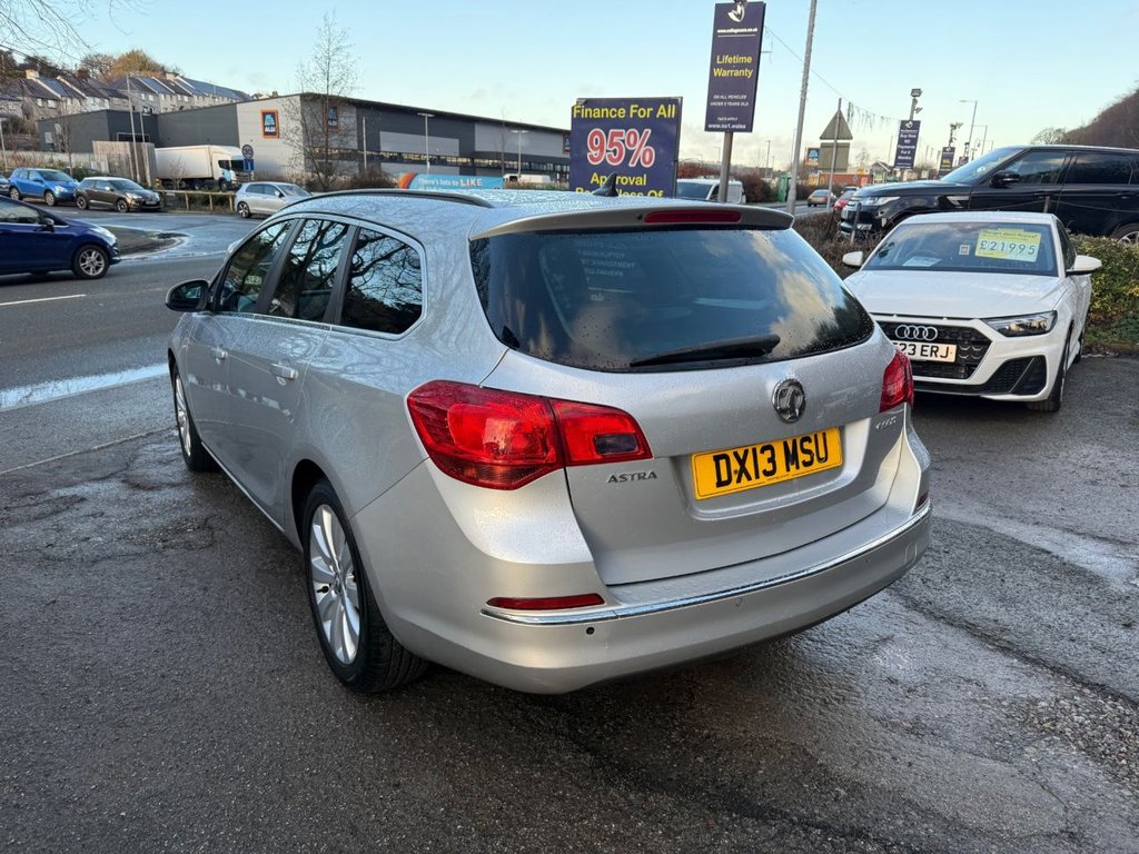 Used Vauxhall Astra 2013 for sale - 77205374: Photo 13