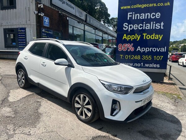 Used Kia Stonic 2022 for sale - 74877318: Photo 1