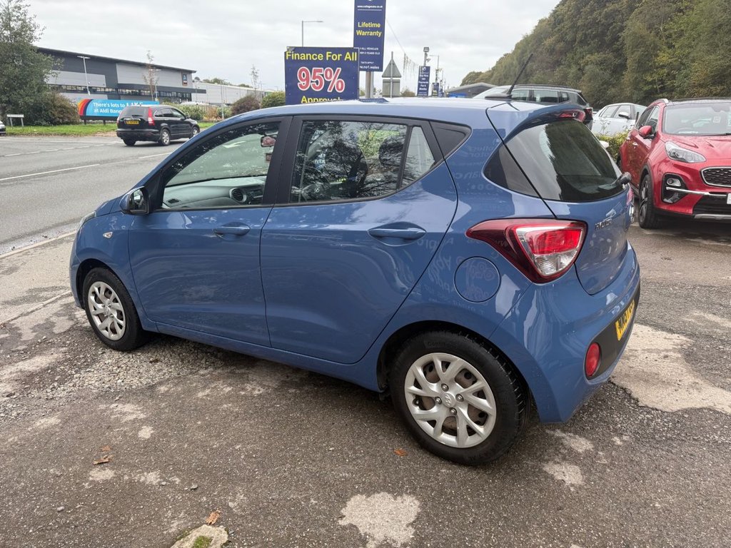 Used Hyundai i10 2018 for sale - 76481977: Photo 12