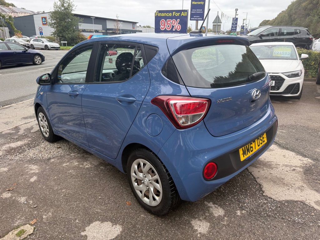 Used Hyundai i10 2018 for sale - 76481977: Photo 9