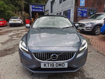 Used Volvo V40 2018 for sale - 79764119: Photo