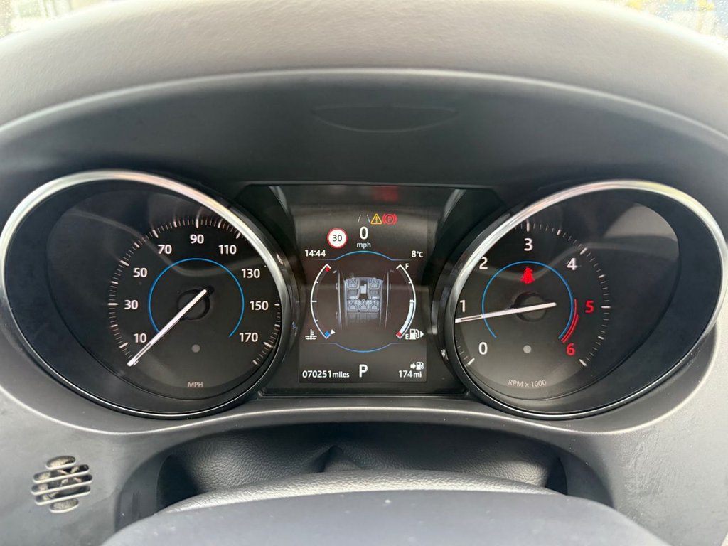 Used Jaguar F-Pace 2018 for sale - 76654824: Photo 23