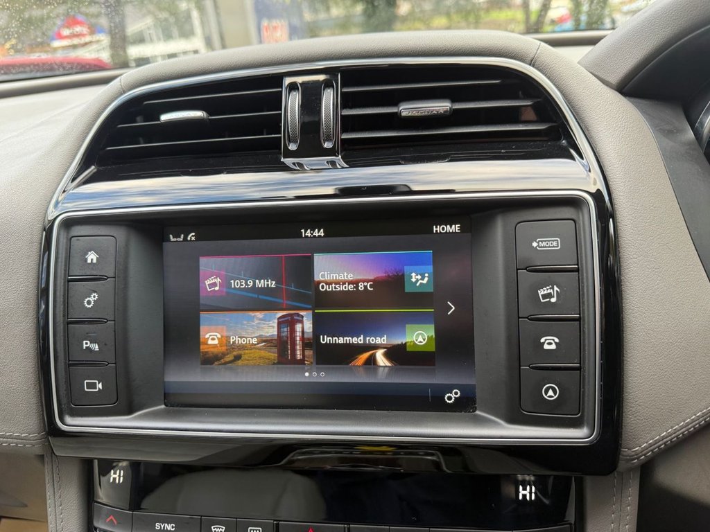 Used Jaguar F-Pace 2018 for sale - 76654824: Photo 24