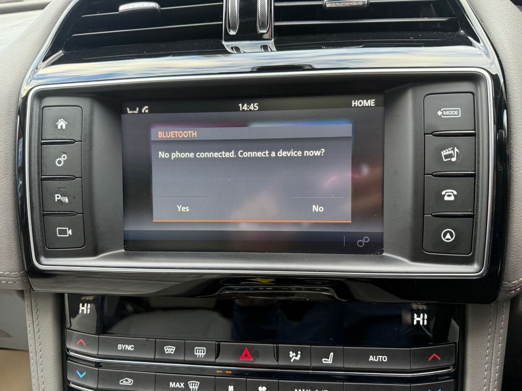 Used Jaguar F-Pace 2018 for sale - 76654824: Photo 34