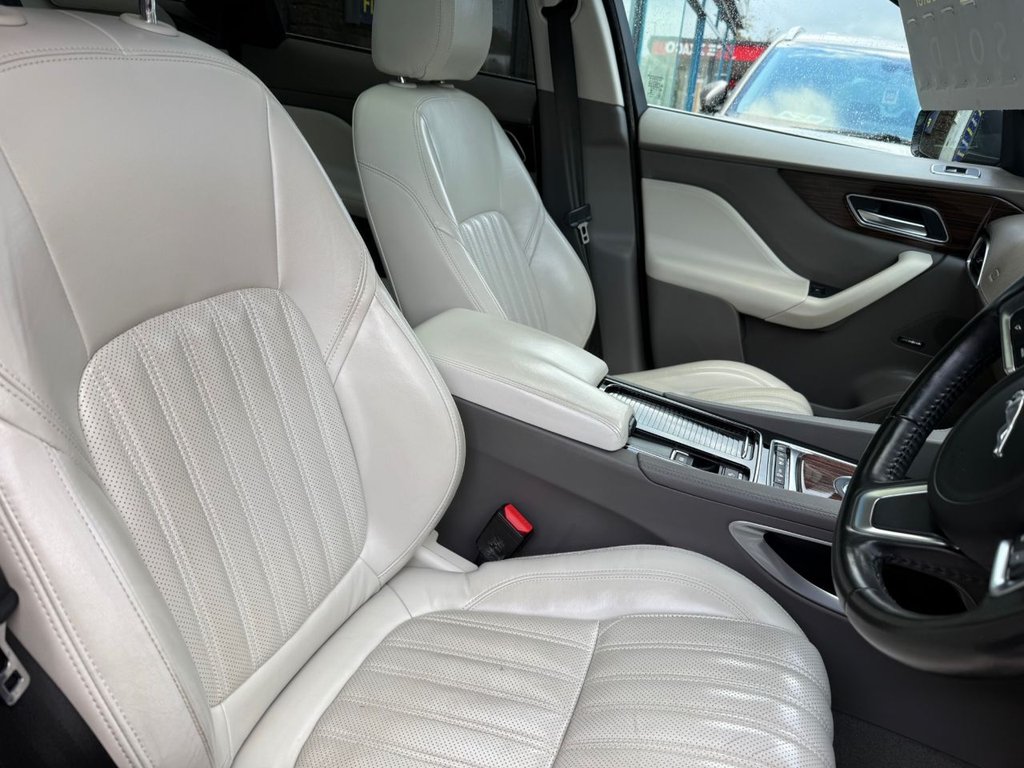 Used Jaguar F-Pace 2018 for sale - 76654824: Photo 38