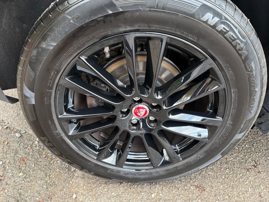 Used Jaguar F-Pace 2018 for sale - 76654824: Photo 40