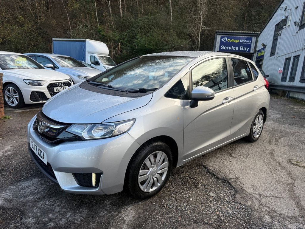 Used Honda Jazz 2017 for sale - 76927607: Photo 13