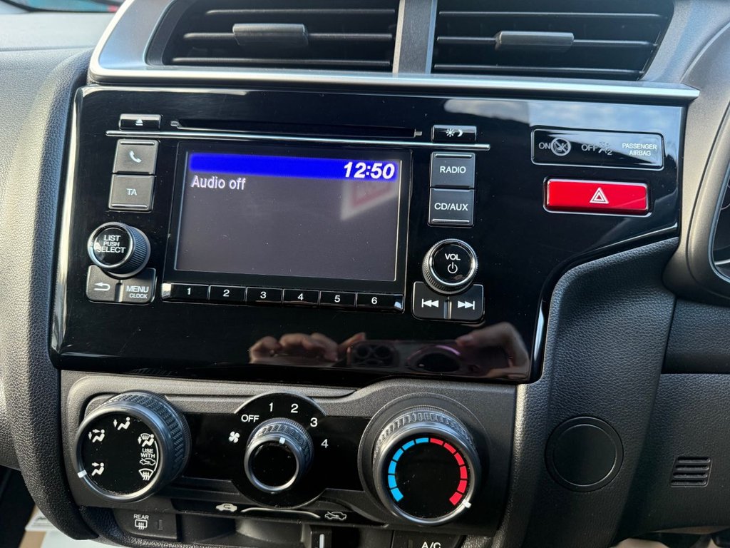 Used Honda Jazz 2017 for sale - 76927607: Photo 28