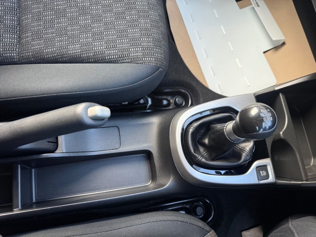 Used Honda Jazz 2017 for sale - 76927607: Photo 31